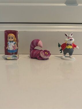 Alice in Wonderland Figurine Lot